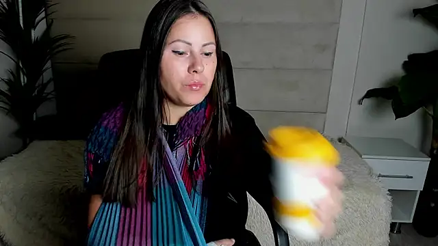 Dana  dom online show from October 9, 12:52 am