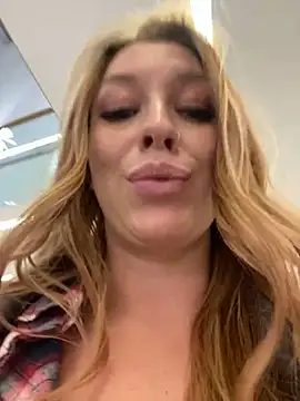 Snapshot of Sweet___Emily chatting on January 7, 5:20 pm Sweet Emily online show from January 7, 5:20 pm