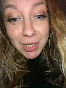 Snapshot of Sweet___Emily chatting on January 14, 7:21 pm Sweet Emily online show from January 14, 7:21 pm