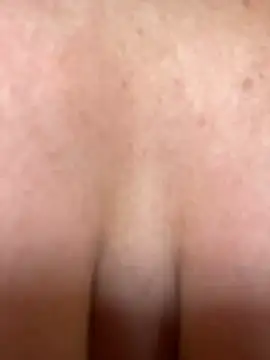 Snapshot of Sweet___Emily chatting on March 3, 5:53 am Sweet Emily online show from March 3, 5:53 am