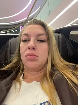 Snapshot of Sweet___Emily chatting on November 12, 4:40 pm Sweet Emily online show from November 12, 4:40 pm