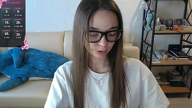 Amarieni online show from December 11, 11:30 am