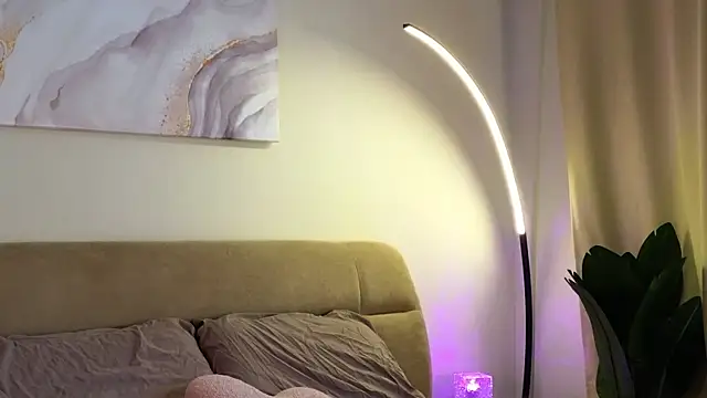 Snapshot of Eva_Natsumi chatting on February 24, 10:59 am Eva Natsumi online show from February 24, 10:59 am