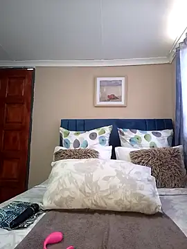 Snapshot of Queen-Chocolate chatting on January 31, 7:18 am Queen-Chocolate online show from January 31, 7:18 am