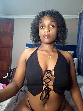 Snapshot of Queen-Chocolate chatting on March 9, 9:14 pm Queen-Chocolate online show from March 9, 9:14 pm