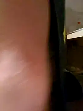 Lion132233 online show from March 2, 10:27 pm