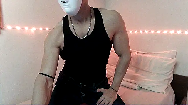 Alexx Fit023 online show from January 6, 9:00 pm