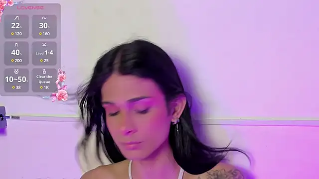 Snapshot of Mara_friendboy699 chatting on December 16, 8:05 pm Mara friendboy699 online show from December 16, 8:05 pm