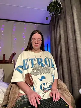 Sweetdee222x online show from December 6, 4:47 am