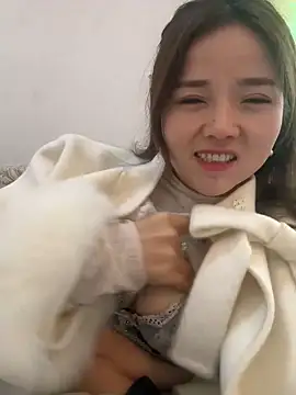 Efangfang online show from February 2, 6:04 am