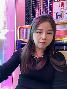 Efangfang online show from February 18, 7:10 am