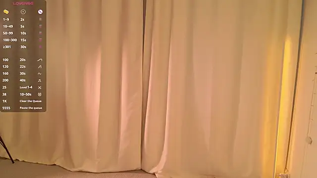 EmiliaDreams online show from September 15, 3:01 pm