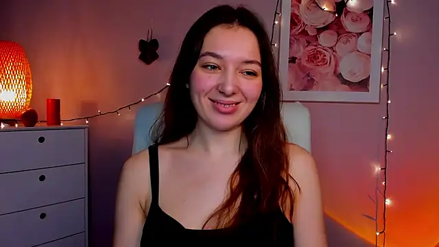 Snapshot of Meagn_Extasy chatting on February 21, 11:33 am Meagn Extasy online show from February 21, 11:33 am