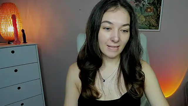 Snapshot of Meagn_Extasy chatting on October 6, 8:01 am Meagn Extasy online show from October 6, 8:01 am