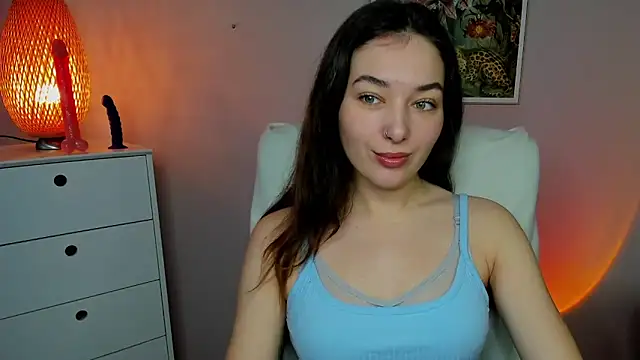 Snapshot of Meagn_Extasy chatting on November 7, 7:41 am Meagn Extasy online show from November 7, 7:41 am