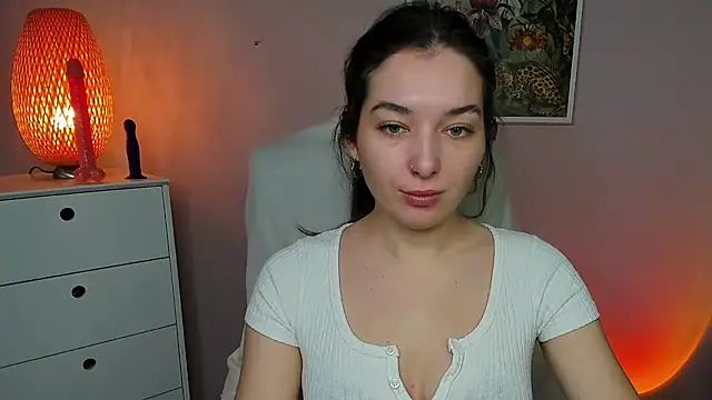 Snapshot of Meagn_Extasy chatting on November 17, 7:36 am Meagn Extasy online show from November 17, 7:36 am