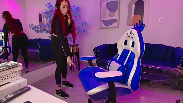 Vermelha Gremory  online show from February 6, 8:02 pm