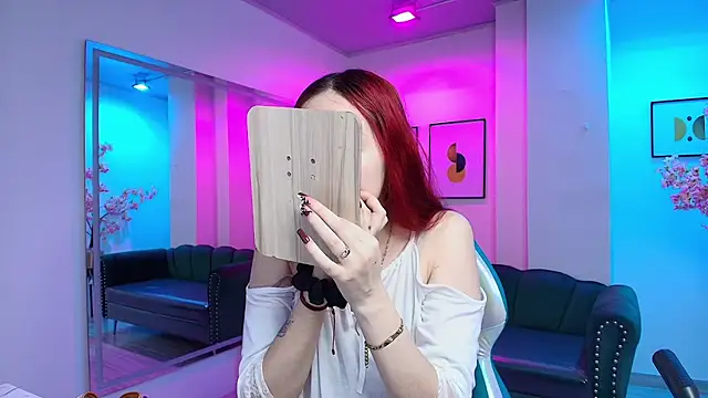 Vermelha Gremory  online show from March 19, 7:38 pm