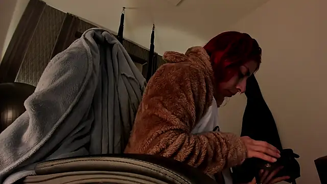 Snapshot of selene_red_ chatting on October 10, 2:38 pm selene red online show from October 10, 2:38 pm