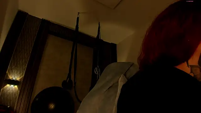 Snapshot of selene_red_ chatting on November 13, 3:00 pm selene red online show from November 13, 3:00 pm