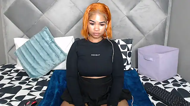 Snapshot of LOYAL_SASHA chatting on December 22, 5:53 pm LOYAL SASHA online show from December 22, 5:53 pm