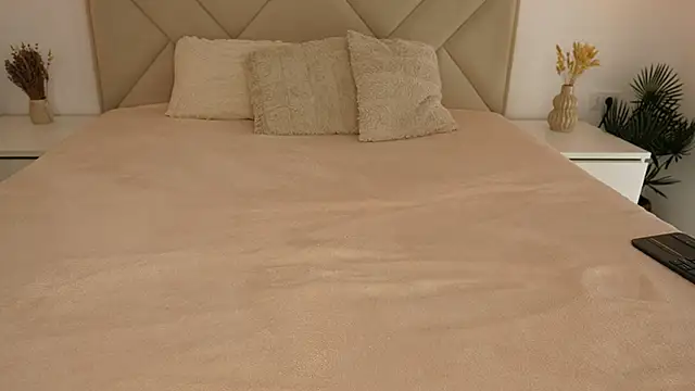 funny to see you here online show from September 23, 11:02 am