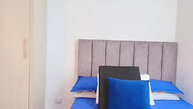 Snapshot of karina_lewis_ chatting on January 26, 3:38 am karina lewis online show from January 26, 3:38 am