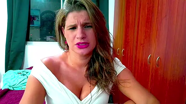 dalila sexxx online show from February 1, 3:41 am