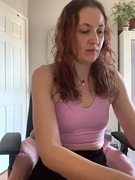 Littlelolo60 online show from March 11, 10:40 am