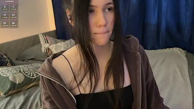 jennetdoll online show from February 7, 1:53 pm