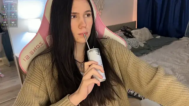 jennetdoll online show from February 14, 4:20 pm