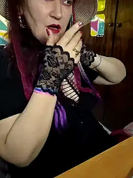 Snapshot of SabrinaXlovess chatting on January 13, 3:04 pm SabrinaXlovess online show from January 13, 3:04 pm