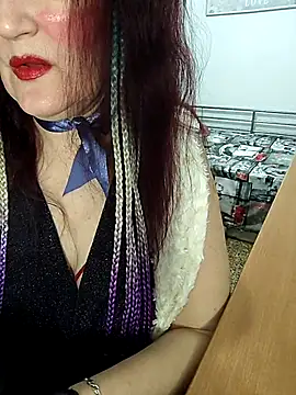 Snapshot of SabrinaXlovess chatting on November 30, 6:01 pm SabrinaXlovess online show from November 30, 6:01 pm