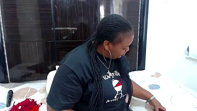 xlover35 online show from December 19, 6:45 am