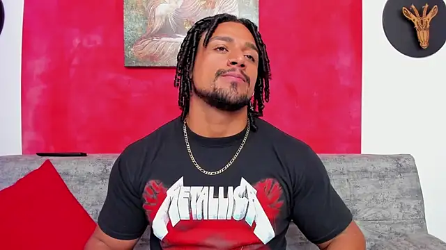 Snapshot of MikeEstevess chatting on December 9, 2:24 am MikeEstevess online show from December 9, 2:24 am