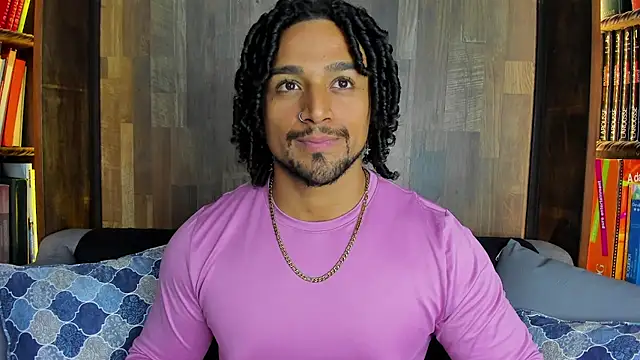 Snapshot of MikeEstevess chatting on February 4, 4:26 am MikeEstevess online show from February 4, 4:26 am