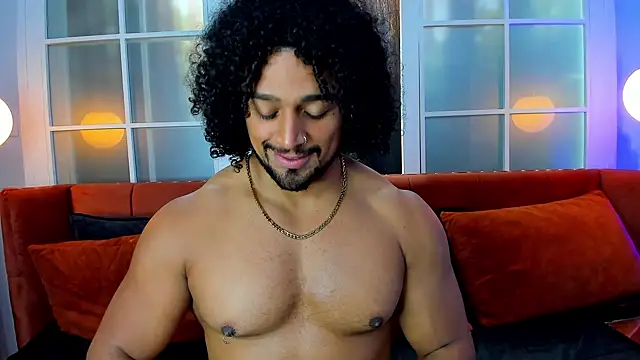 Snapshot of MikeEstevess chatting on February 8, 4:47 pm MikeEstevess online show from February 8, 4:47 pm