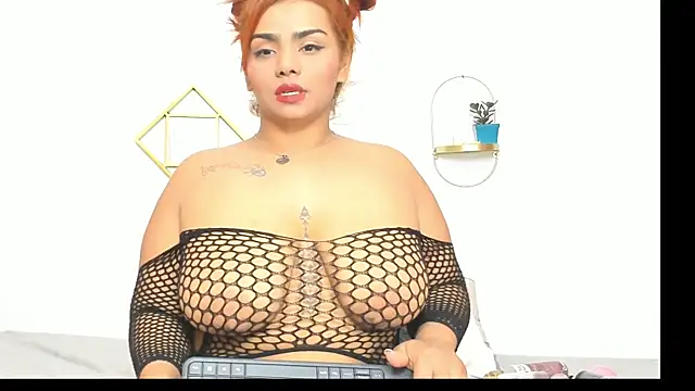 AnahiSmitth online show from January 11, 2:20 am