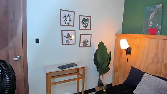 Snapshot of jacob-coper chatting on October 24, 3:14 am jacob-coper online show from October 24, 3:14 am