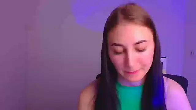 Jennifer Blum online show from December 25, 9:34 am