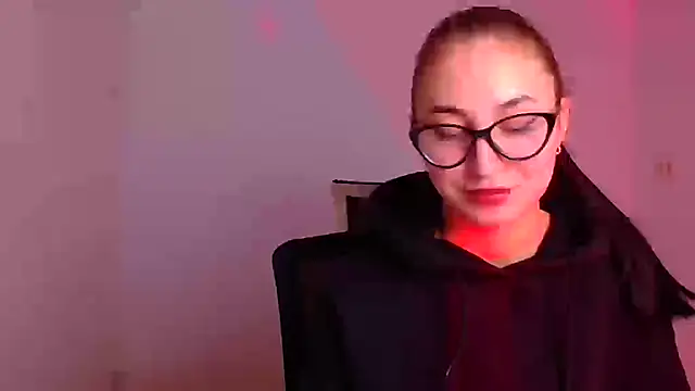 Jennifer Blum online show from January 10, 9:34 am