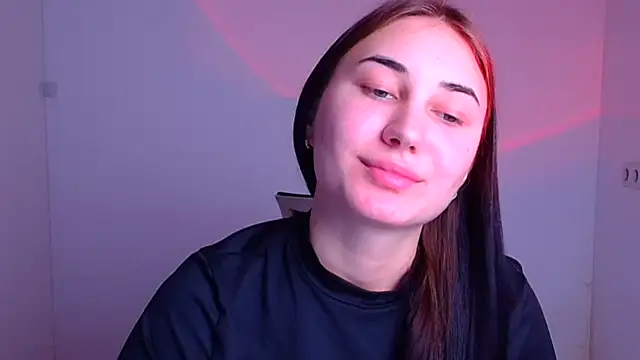 Jennifer Blum online show from February 2, 8:57 am