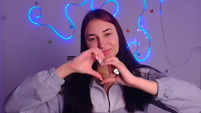 Jennifer Blum online show from March 4, 1:06 pm