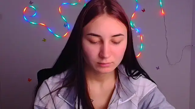 Jennifer Blum online show from March 4, 4:30 pm