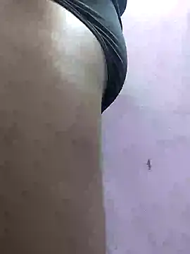 Snapshot of AmnionicDemeanor chatting on December 6, 11:54 am AmnionicDemeanor online show from December 6, 11:54 am