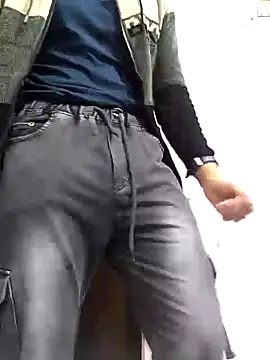 Snapshot of AmnionicDemeanor chatting on December 27, 11:39 am AmnionicDemeanor online show from December 27, 11:39 am