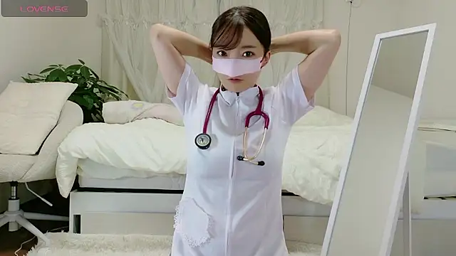 momochan88 online show from October 3, 12:35 pm