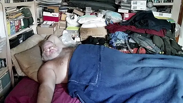 hadeszeuss2 online show from December 17, 3:06 pm