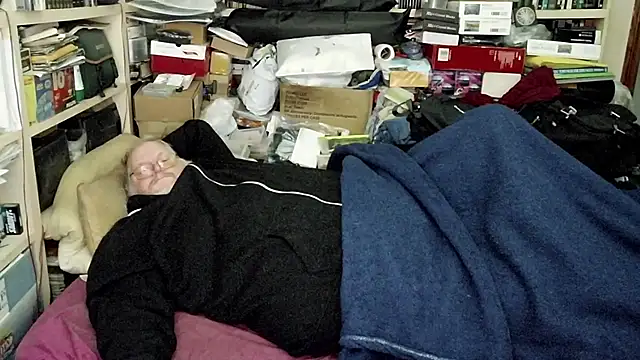 hadeszeuss2 online show from December 21, 12:09 am