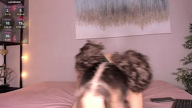  LittleLia online show from February 13, 3:56 pm